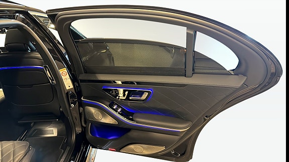 Mercedes-Benz S580 e 21 of 26