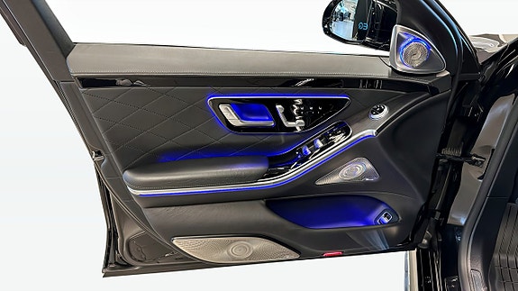 Mercedes-Benz S580 e 11 of 26