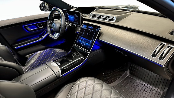 Mercedes-Benz S580 e 16 of 26