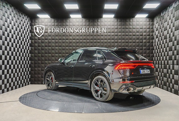 Audi RS Q8 4 of 5