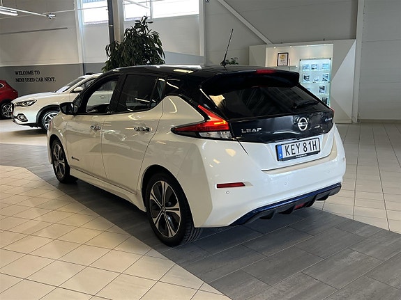 Nissan Leaf 5 of 5