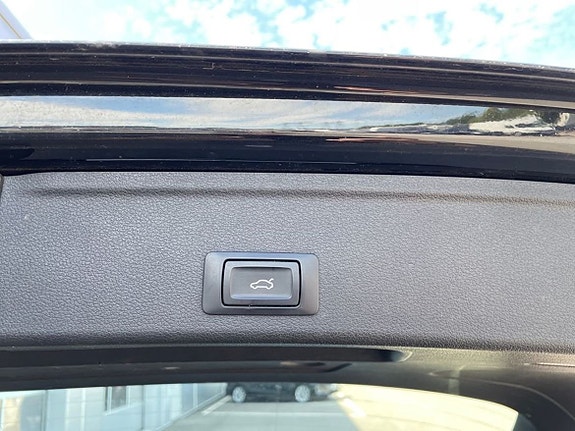 Audi A4 17 of 27
