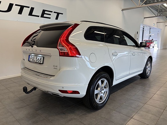Volvo XC60 8 of 22