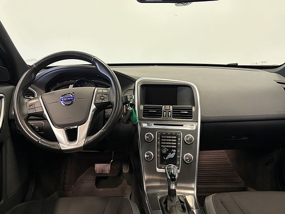 Volvo XC60 15 of 22