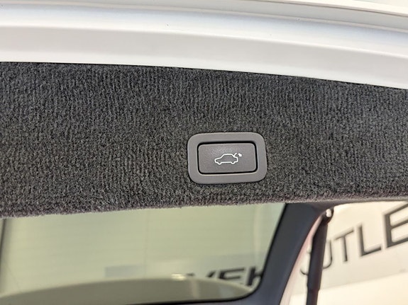 Volvo XC60 6 of 22
