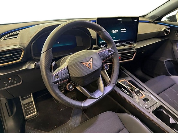 Cupra Formentor e-HYBRID 2 of 2