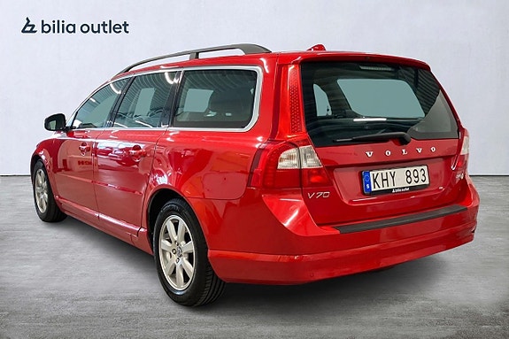 Volvo V70 3 of 5