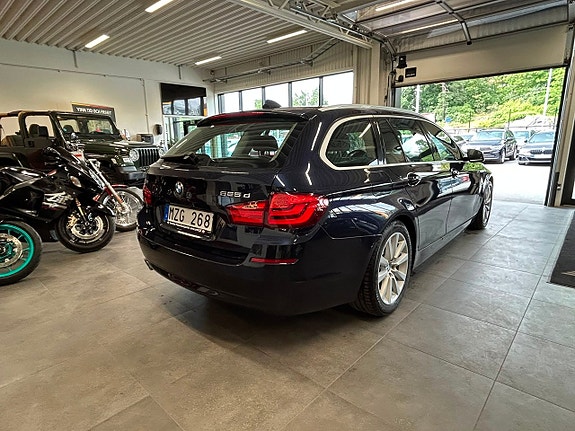 BMW 525d 8 of 24