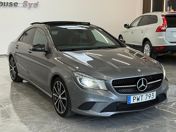 Mercedes-Benz CLA200 2 of 5