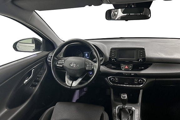 Hyundai i30 6 of 8