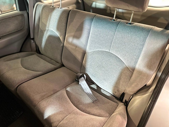 Mazda Tribute 9 of 15