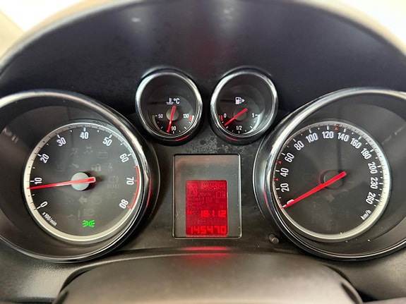 Opel Astra 15 of 18