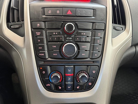 Opel Astra 13 of 18