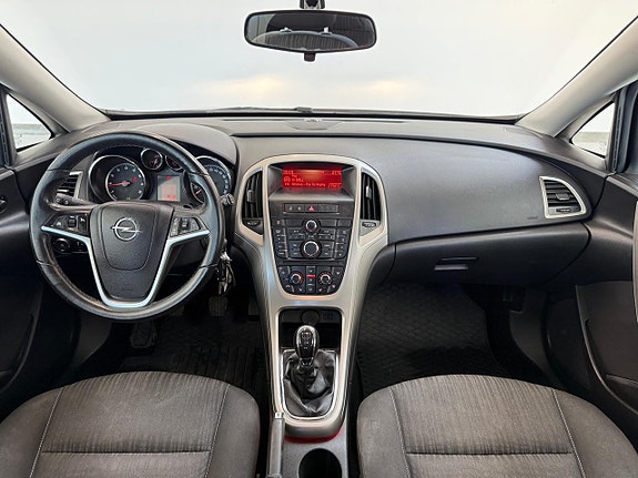Opel Astra 8 of 18
