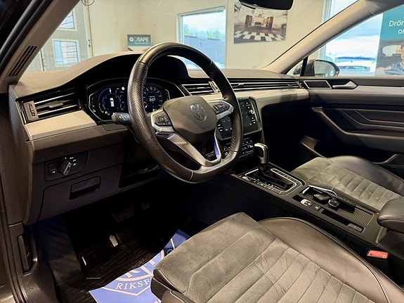 Volkswagen Passat 6 of 22