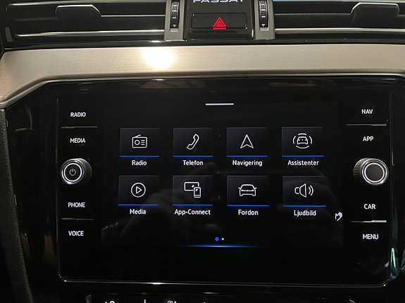 Volkswagen Passat 26 of 26