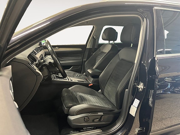 Volkswagen Passat 8 of 26