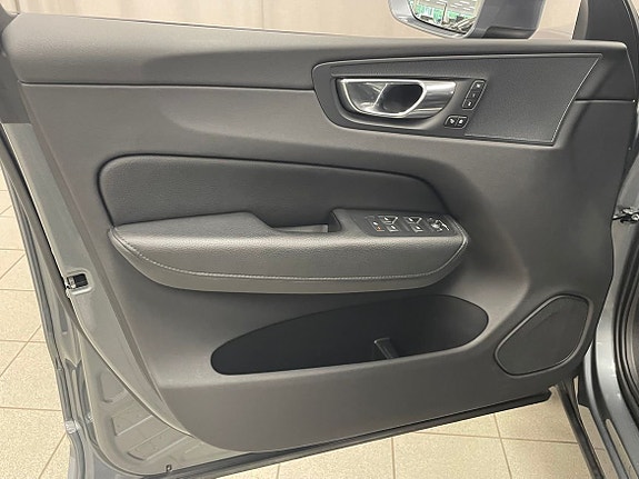 Volvo XC60 5 of 5