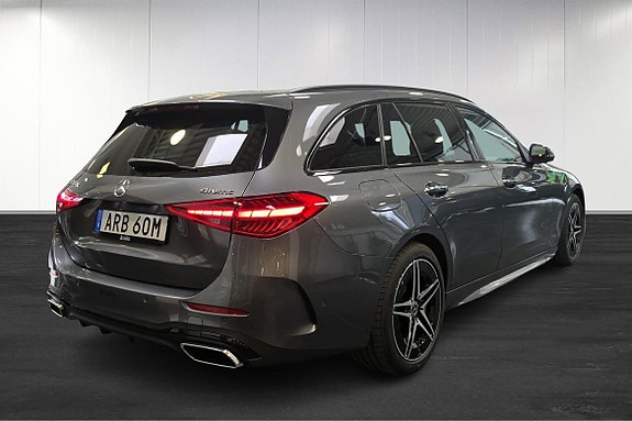 Mercedes-Benz C300 7 of 18