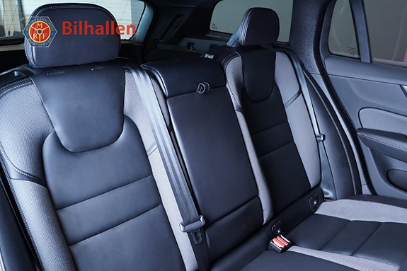 Volvo V60 Cross Country 15 of 22