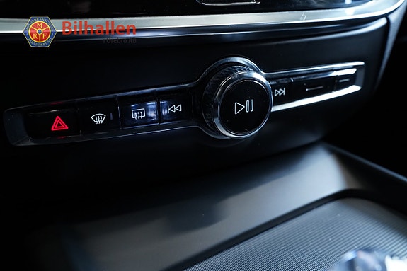 Volvo V60 Cross Country 12 of 22