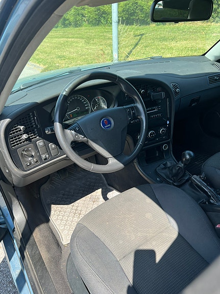Saab 9-5 3 of 5