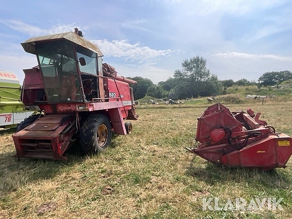 Tröska Massey Ferguson 520