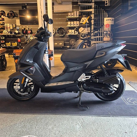 Peugeot Speedfight 4 2023 314mil 2 of 6