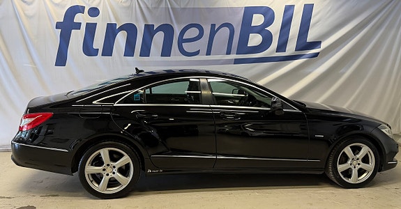 Mercedes-Benz CLS350 3 of 5