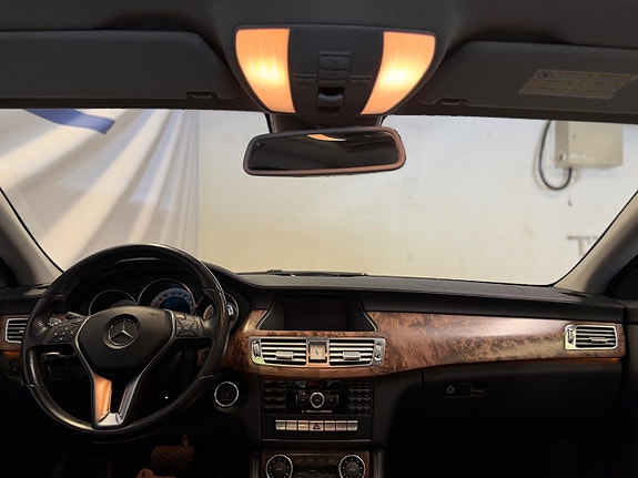Mercedes-Benz CLS350 9 of 10
