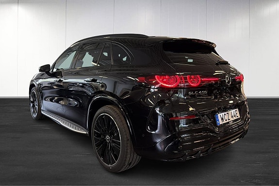 Mercedes-Benz GLC300 de 4 of 5