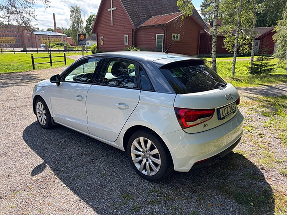 Audi A1 4 of 5