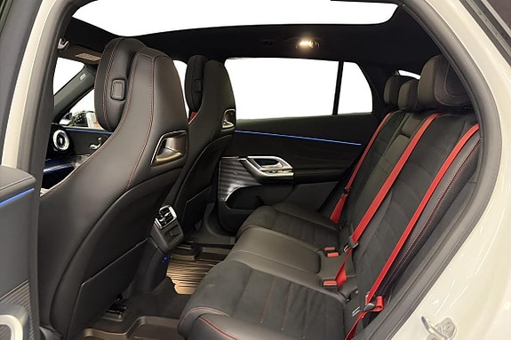 Mercedes-Benz GLC400 23 of 26
