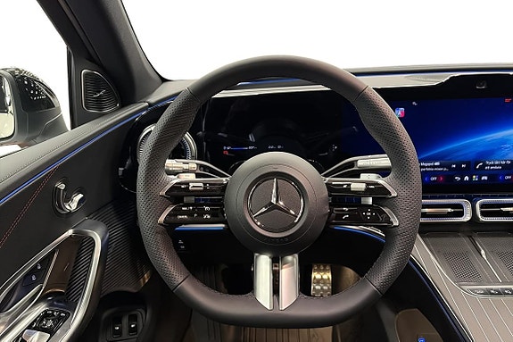Mercedes-Benz GLC400 12 of 26