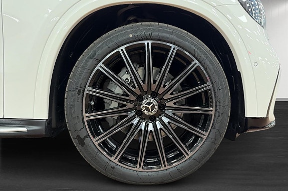 Mercedes-Benz GLC400 8 of 26