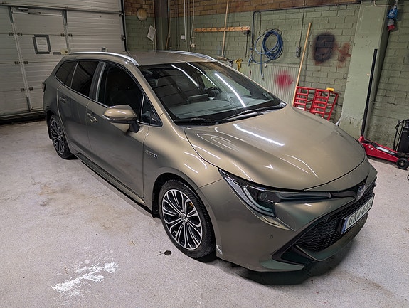 Toyota Corolla 2 of 15