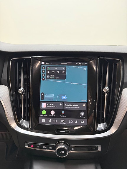 Volvo V60 9 of 13