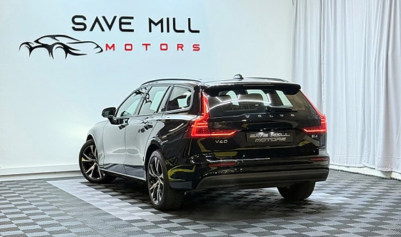 Volvo V60 4 of 13