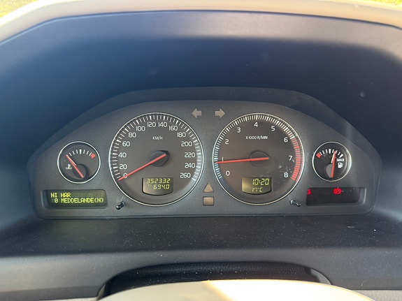 Volvo V70 5 of 9