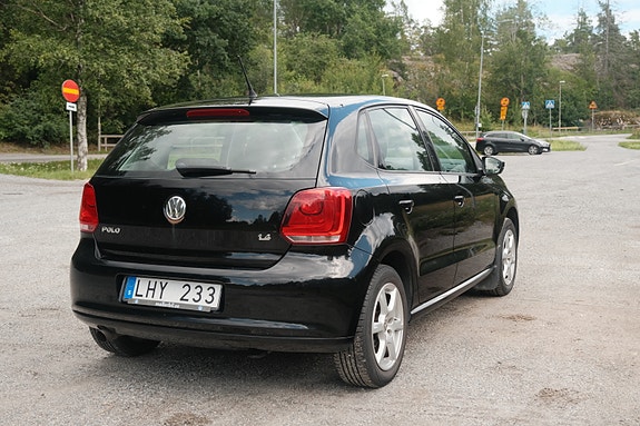 Volkswagen Polo 5 of 5