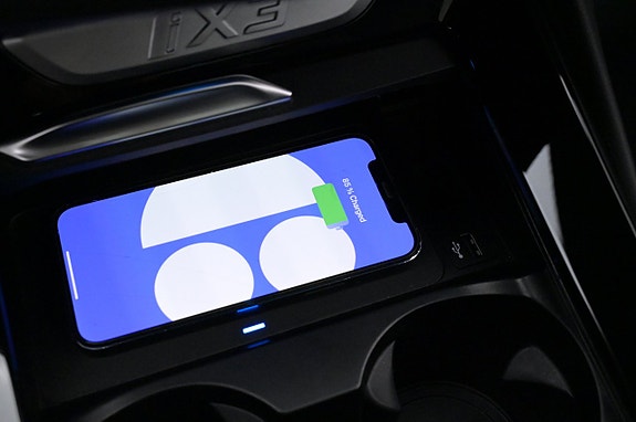 BMW iX3 18 of 27