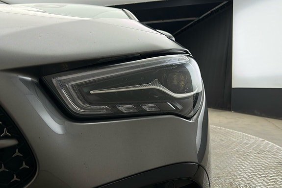 Mercedes-Benz CLA200 11 of 22