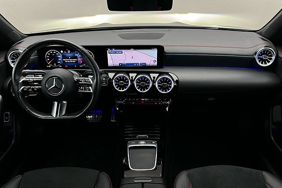 Mercedes-Benz CLA200 6 of 22