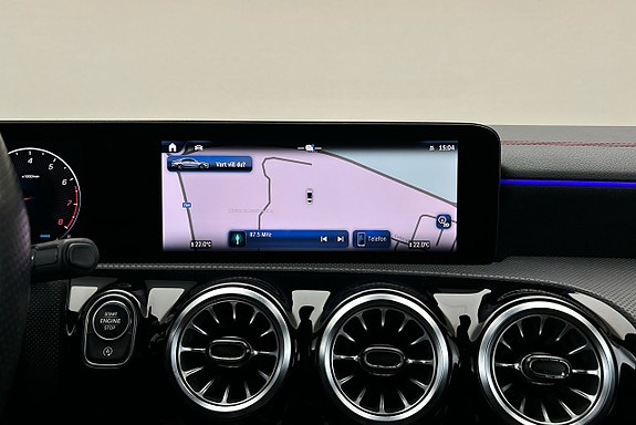 Mercedes-Benz CLA200 8 of 22