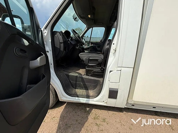 Renault Master 15 of 28