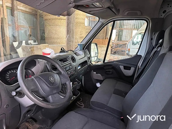 Renault Master 17 of 28