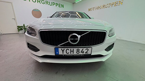 Volvo S90 10 of 30