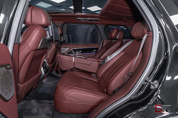 Land Rover Range Rover 18 of 22