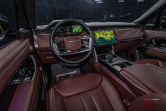 Land Rover Range Rover 11 of 22