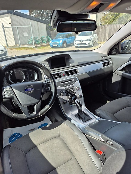 Volvo V70 6 of 10